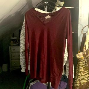 PINK Victoria’s Secret burgundy V neck long sleeve shirt. Size small